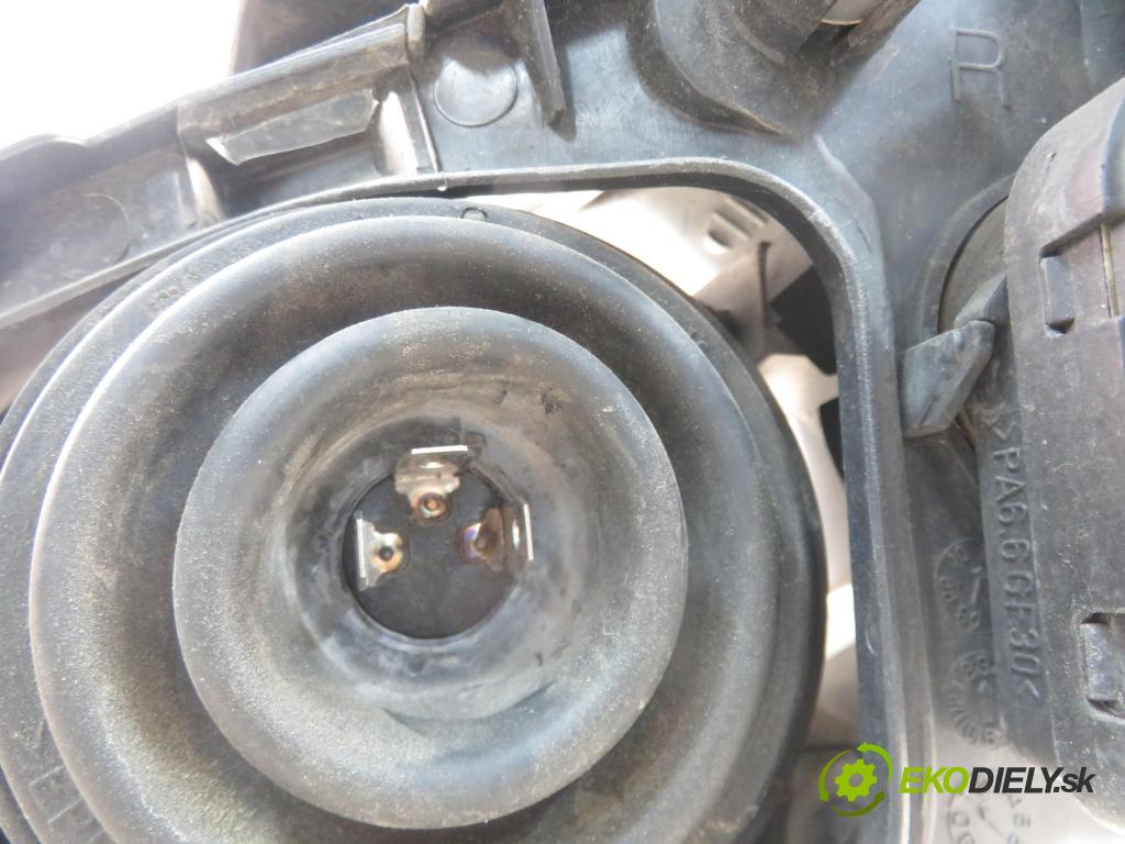 PEUGEOT 206 liftback (2A/C) HB 2000 55,00 1.4 i 75 -  KFX 1361,00 Svetlo PP