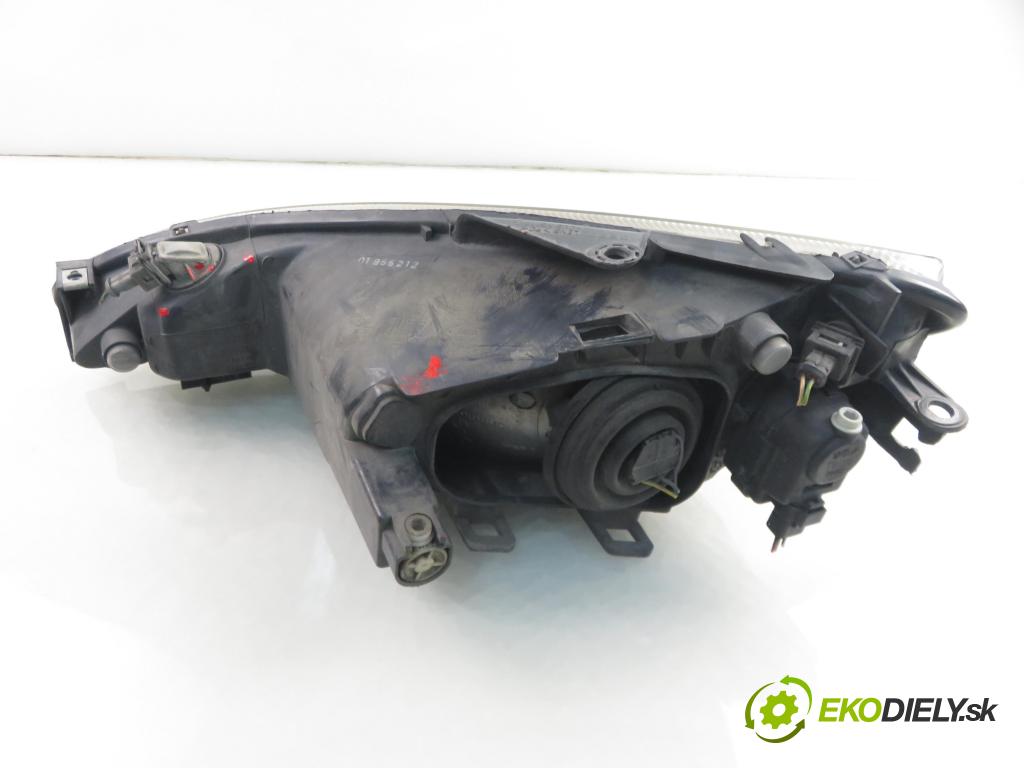 PEUGEOT 206 liftback (2A/C) HB 2000 55,00 1.4 i 75 -  KFX 1361,00 Svetlo PP