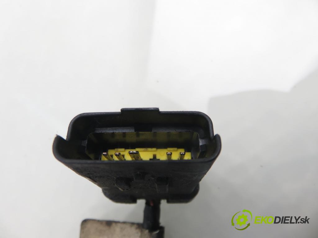 PEUGEOT 206 liftback (2A/C) HB 2000 55,00 1.4 i 75 -  KFX 1361,00 Lišta vstrekovacia 9625194080 (Vstrekovacia lišta)