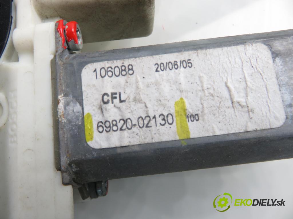 TOYOTA COROLLA (_E12_) HB 2004 66,00 2.0 D-4D 1995,00 mechanismus oken 6982002130