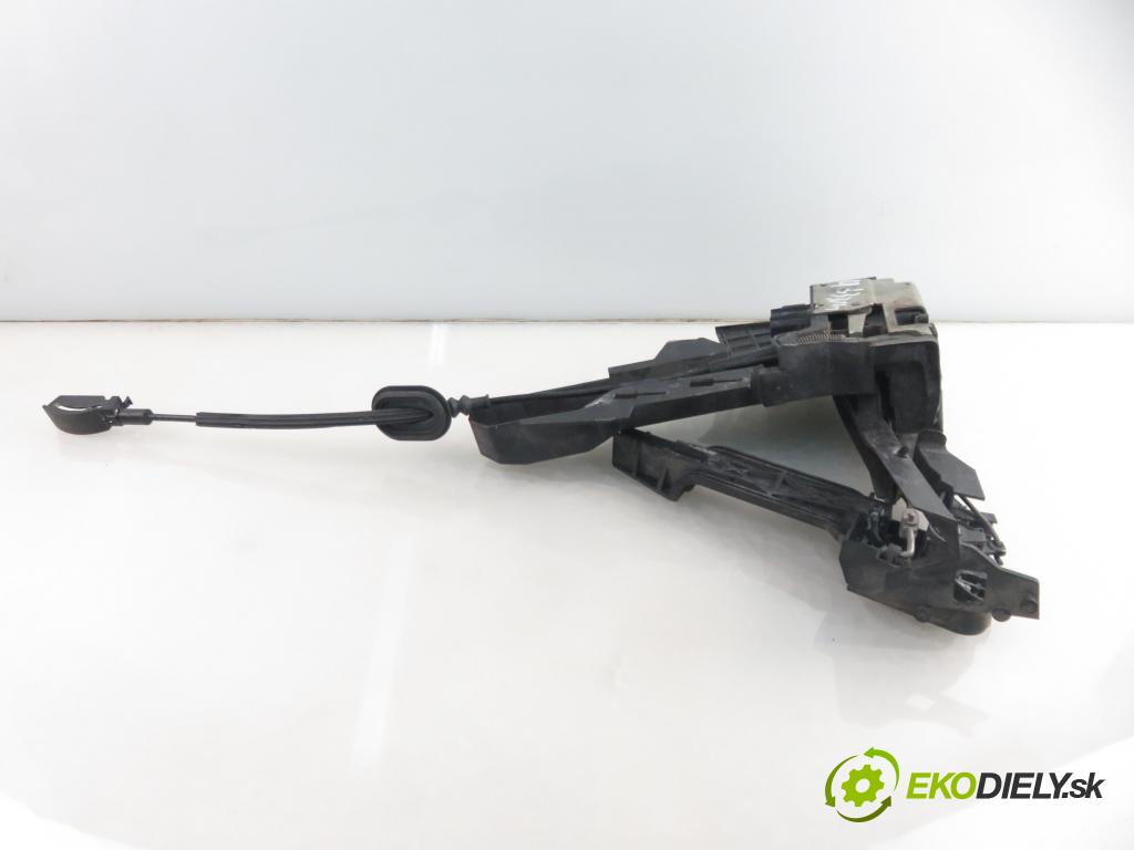 FORD FIESTA V (JH_, JD_) HB 2004 55,00 1.25 16V - FUJA 1242,00 zámok 2S61A219A65AAF