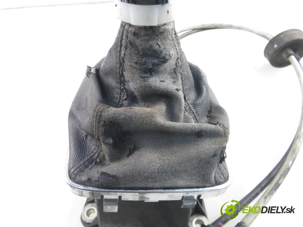 OPEL ASTRA H Kombi (A04) KOMBI 2006 110,00 1.9 CDTI - Z 19 DTH 1910,00 ZVEDÁK: 55350266