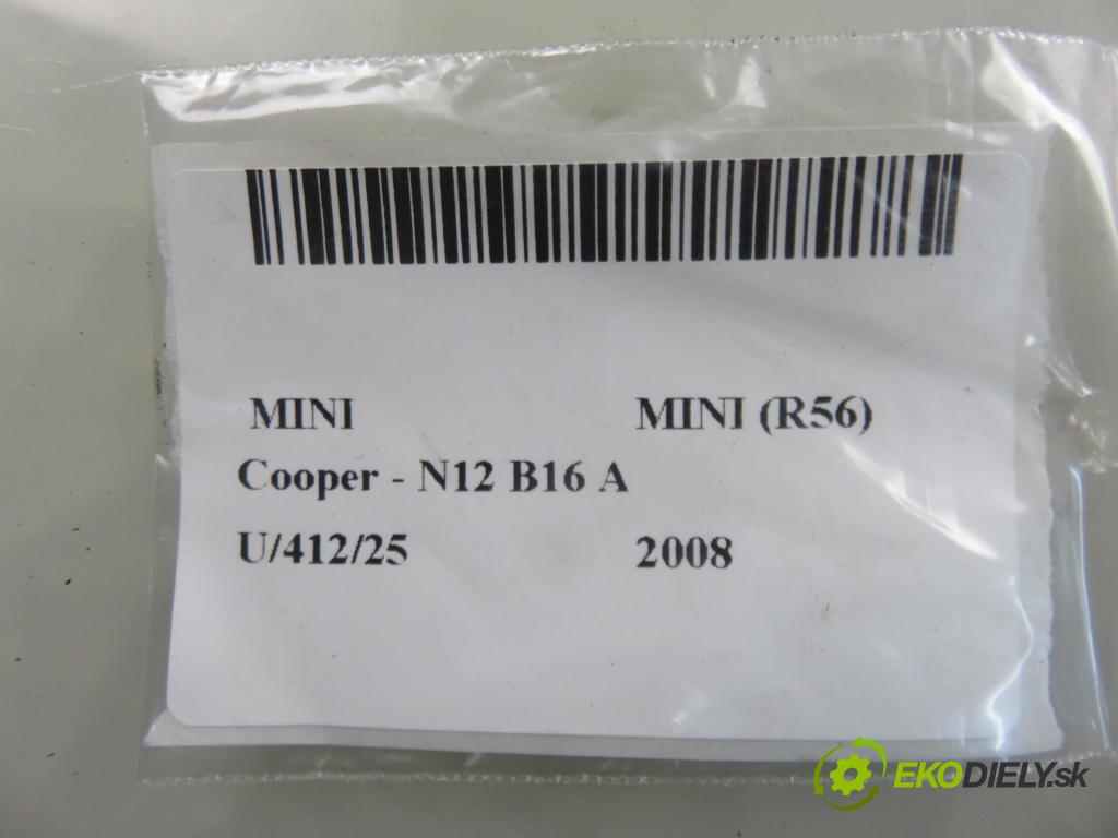 MINI MINI (R56) HB 2008 88,00 Cooper 120 - N12 B16 A 1598,00 POLKA: kufr 7151717