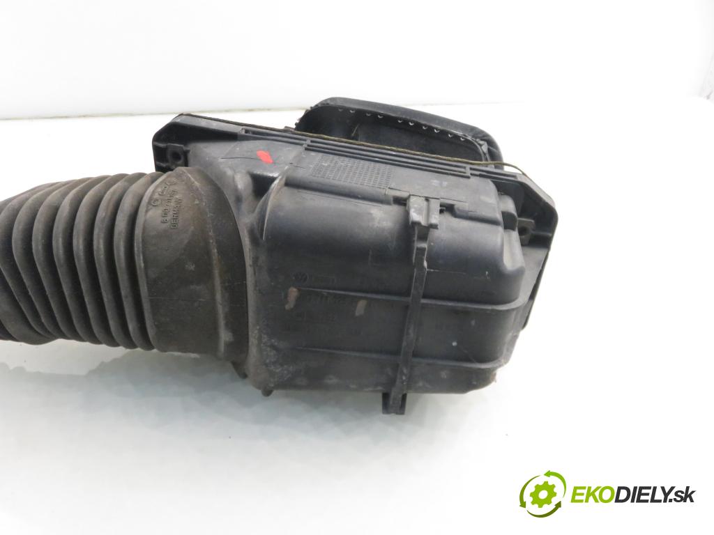 VW PASSAT B5.5 Variant (3B6) KOMBI 2003 96,00 1.9 TDI - AWX 1896,00 ZVEDÁK: 4B0711025F