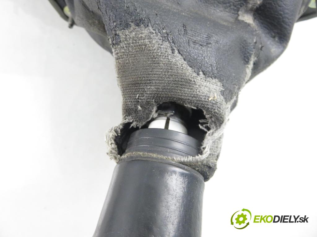 VW PASSAT B5.5 Variant (3B6) KOMBI 2003 96,00 1.9 TDI - AWX 1896,00 ZVEDÁK: 4B0711025F