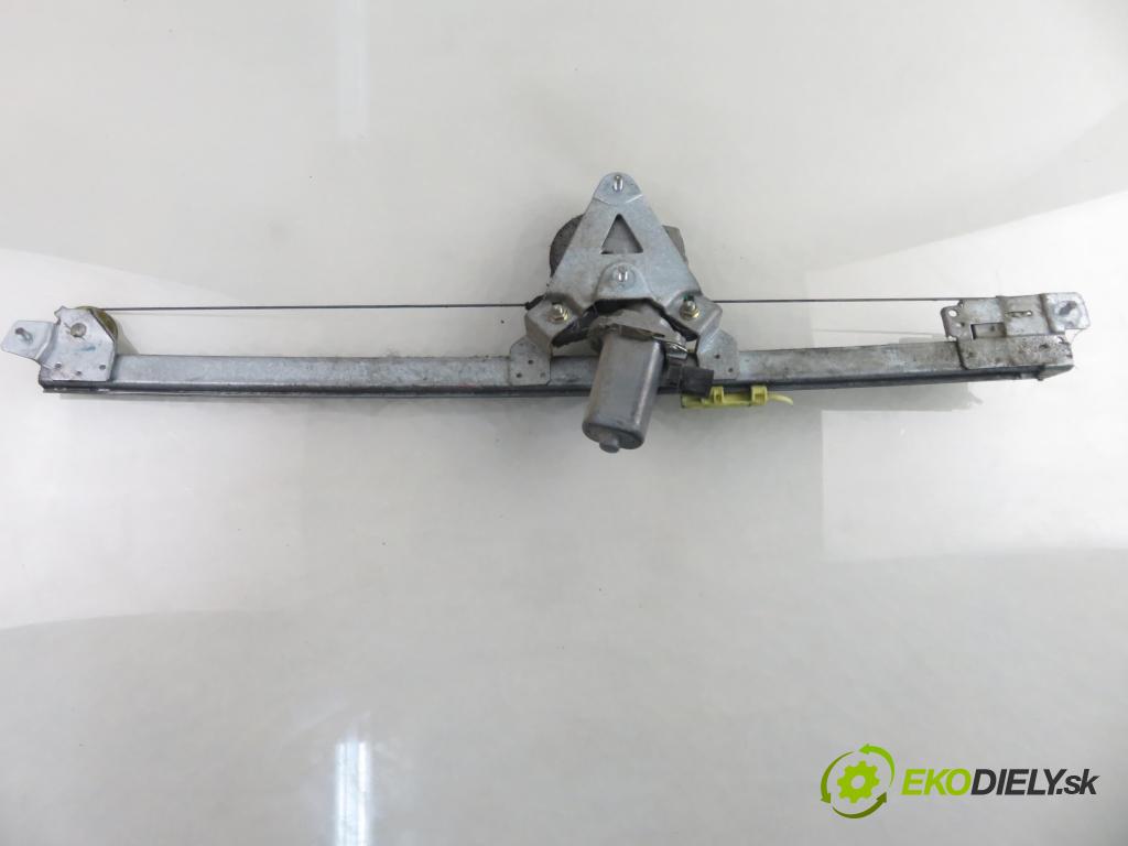 RENAULT TRAFIC II Skrzynia (FL) FURGON 2005 74,00 1.9 dCi - F9Q 760 1870,00 mechanismus oken 91165704E ; 7700311820
