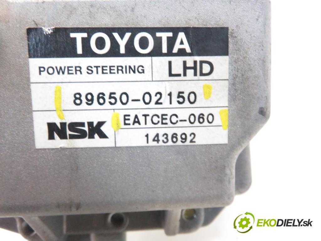 TOYOTA COROLLA (_E12_) HB 2004 66,00 2.0 D-4D 1995,00 SLOUPEC / PODPORA elektrický 4520002221 ; PT22BD0042P ; 8965002150