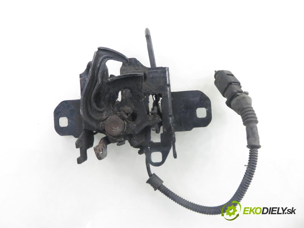 SEAT LEON (1M1) HB 2001 81,00 1.9 TDI 110 - ASV 1896,00 zámok kapoty 1M0823503J