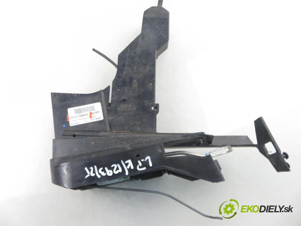 FORD FIESTA V (JH_, JD_) HB 2004 51,00 1.3 - A9JA 1299,00 zámok 2S61A219A65ABF