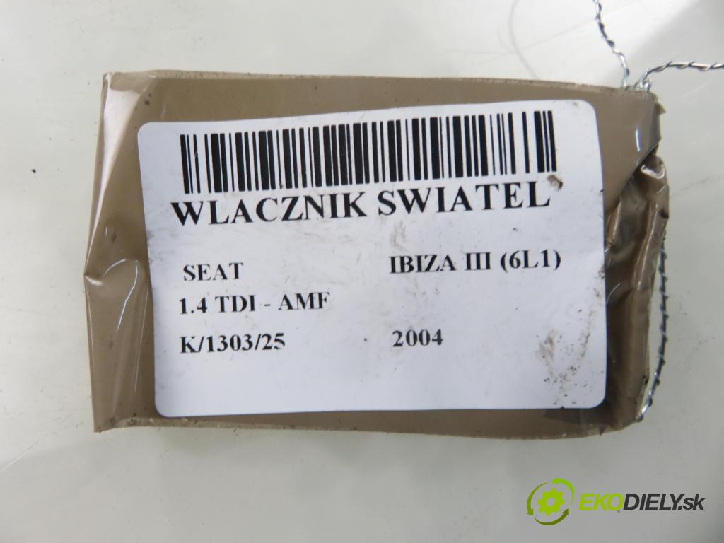 SEAT IBIZA III (6L1) HB 2004 55,00 1.4 TDI 75 - AMF 1422,00 přepínač světla 6L1941531AF
