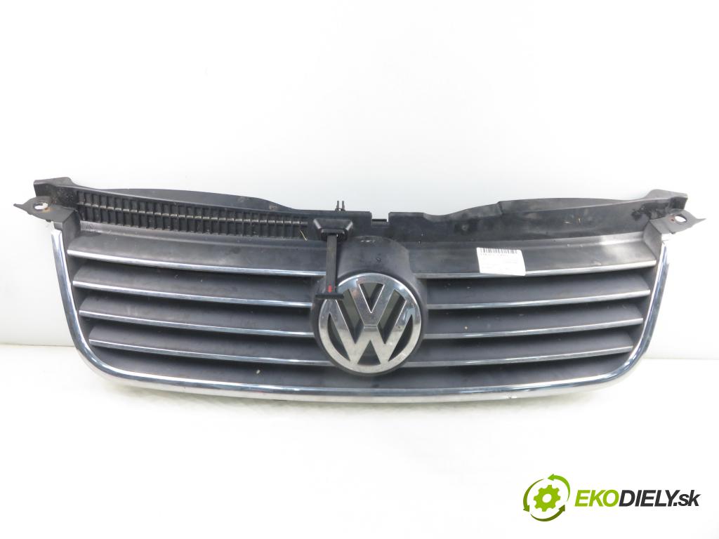 VW PASSAT B5.5 Variant (3B6) KOMBI 2003 96,00 1.9 TDI - AWX 1896,00 mřížka / maska 3B0853651L ; 3B0853651K ; 3B0853651J