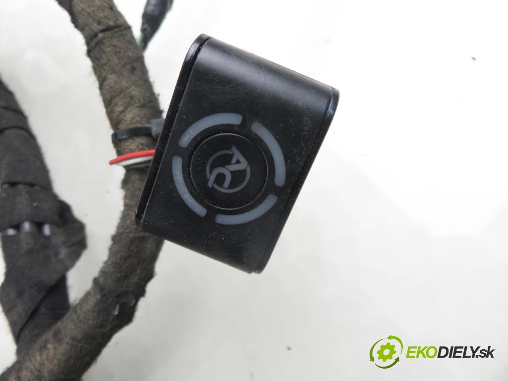 SEAT LEON (1M1) HB 2004 55,00 1.4 16V - BCA 1390,00 INSTALACE: LPG komplentní 67R017294 ; 67R014903