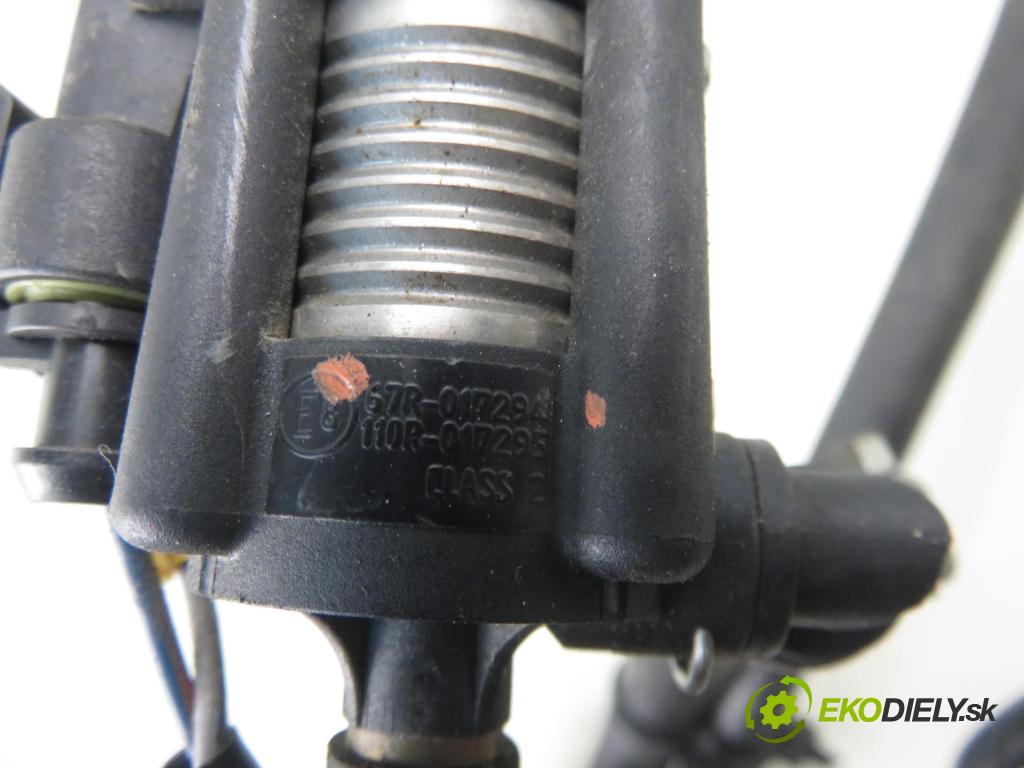 SEAT LEON (1M1) HB 2004 55,00 1.4 16V - BCA 1390,00 INSTALACE: LPG komplentní 67R017294 ; 67R014903