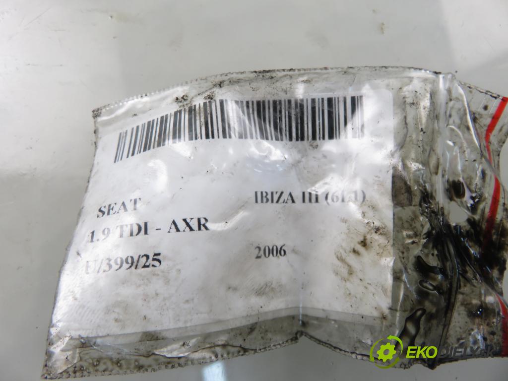 SEAT IBIZA III (6L1) HB 2006 74,00 1.9 TDI - AXR 1896,00 Vstrekovač 038130073AG (Vstrekovač paliva)