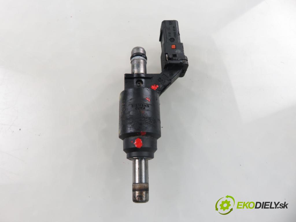 OPEL SIGNUM HB 2004 114,00 2.2 direct - Z 22 YH 2198,00 vstrekovač 24404012 (Vstrekovač paliva)