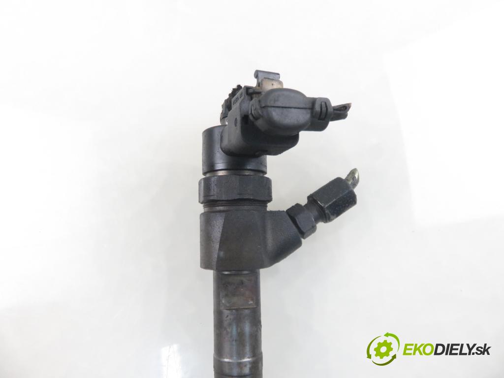 FIAT STILO Multi Wagon (192_) KOMBI 2004 103,00 1.9 JTD 16V 140 - 192 A5.000 1910,00 vstrekovač 0445110111 (Vstrekovač paliva)