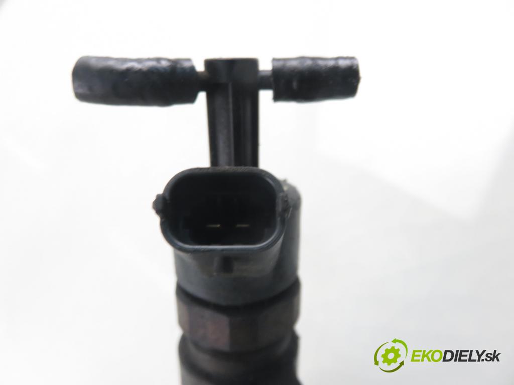 FIAT BRAVO II (198_) HB 2008 88,00 1.9 D Multijet - 192 A8.000 1910,00 vstrekovač 0445110276 (Vstrekovač paliva)