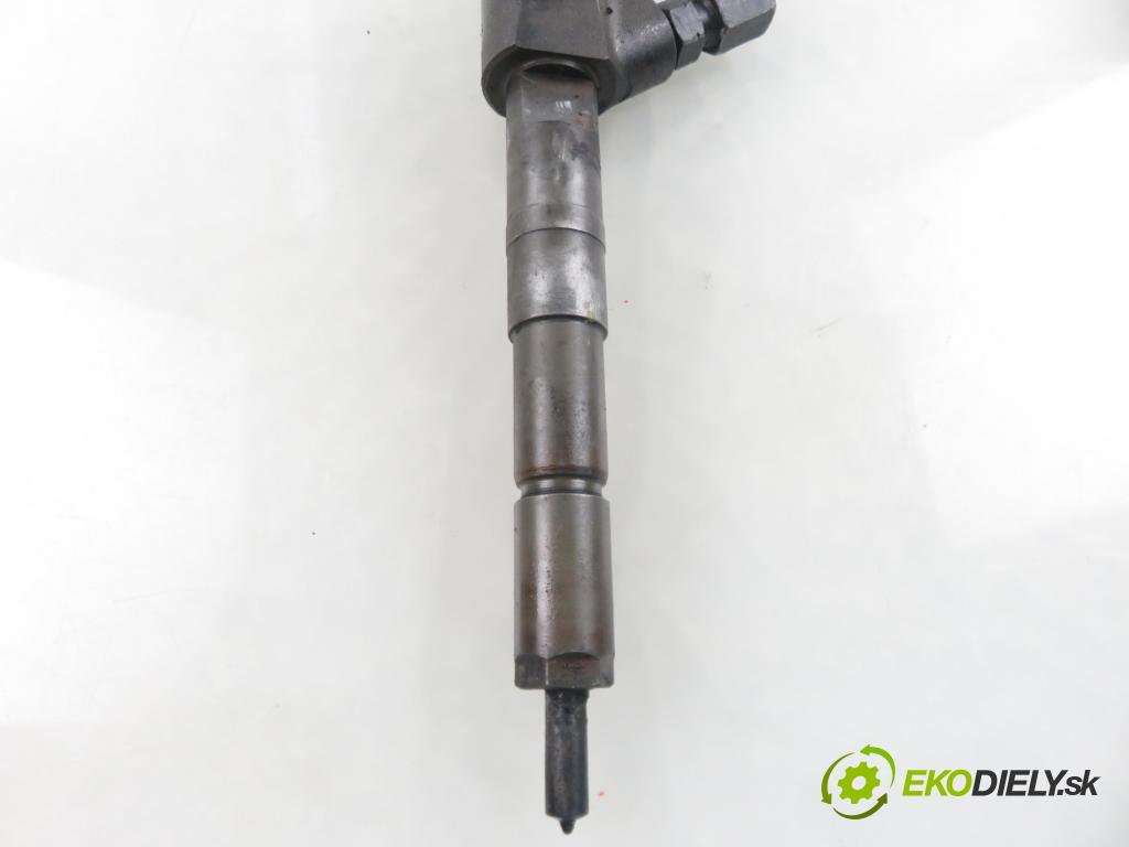 FIAT STILO Multi Wagon (192_) KOMBI 2004 103,00 1.9 JTD 16V 140 - 192 A5.000 1910,00 vstrekovač 0445110111 (Vstrekovač paliva)