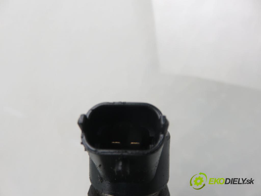 CITROEN C4 Grand Picasso I (UA_) MINIVAN 2007 80,00 1.6 HDi - 9HZ (DV6TED4) 1560,00 vstrekovač 0445110259 (Vstrekovač paliva)