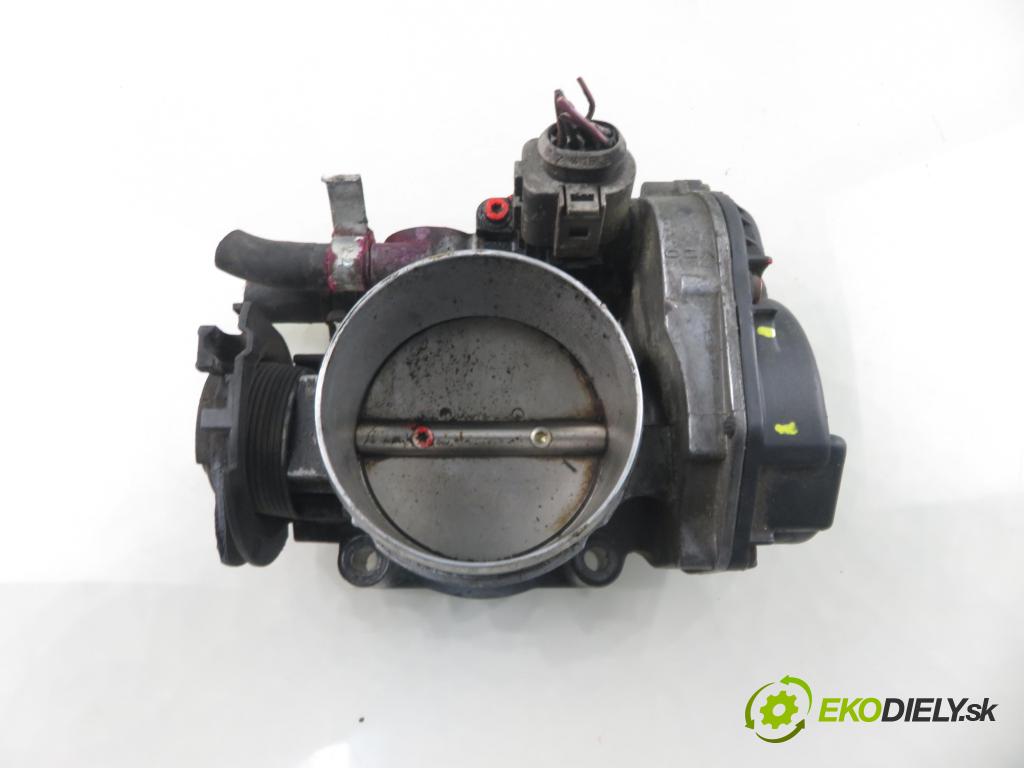 VW BORA (1J2) SEDAN 1998 110,00 2.3 V5 - AGZ 2324,00 Škrtiaca klapka 021133066 (Škrtiaca klapka)