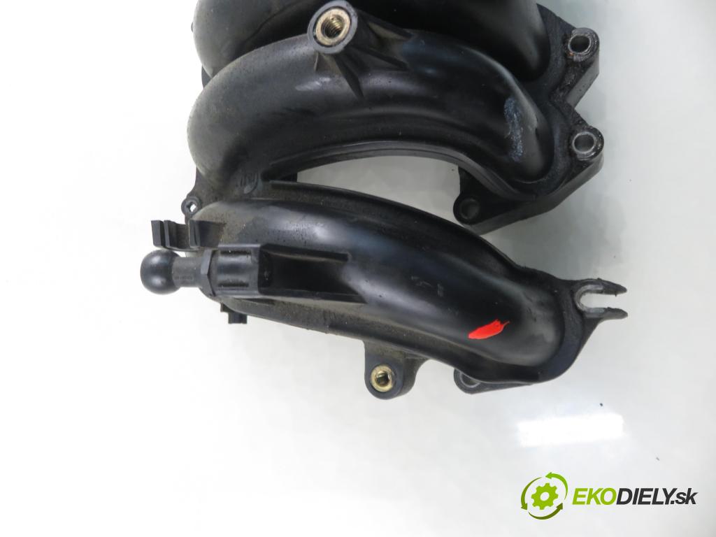 AUDI A3 (8L1) HB 2002 75,00 1.6 8V 102 - BFQ 1595,00 potrubí 06A133206S