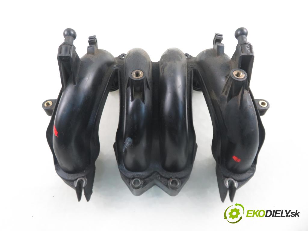 AUDI A3 (8L1) HB 2002 75,00 1.6 8V 102 - BFQ 1595,00 potrubí 06A133206S