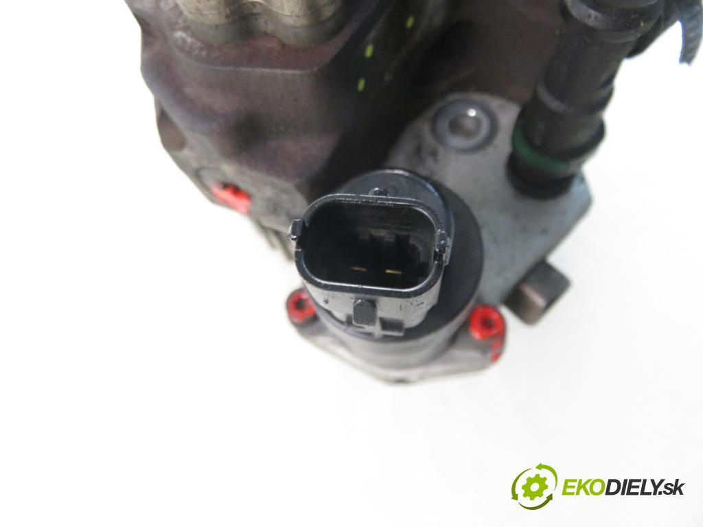 RENAULT LAGUNA II (BG0/1_) LIFTBACK 2002 88,00 1.9 dCi 120 - F9Q 750 1870,00 pumpa vysokého TLAK: 8200055072 ; 0445010031