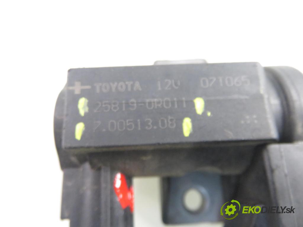 TOYOTA RAV 4 III (_A3_) SUV 2007 100,00 2.2 D 4WD (ALA30_) 136 - 2AD-FTV 2231,00 ELEKTROVENTIL: VAKUUM: 258190R011 ; 70051308