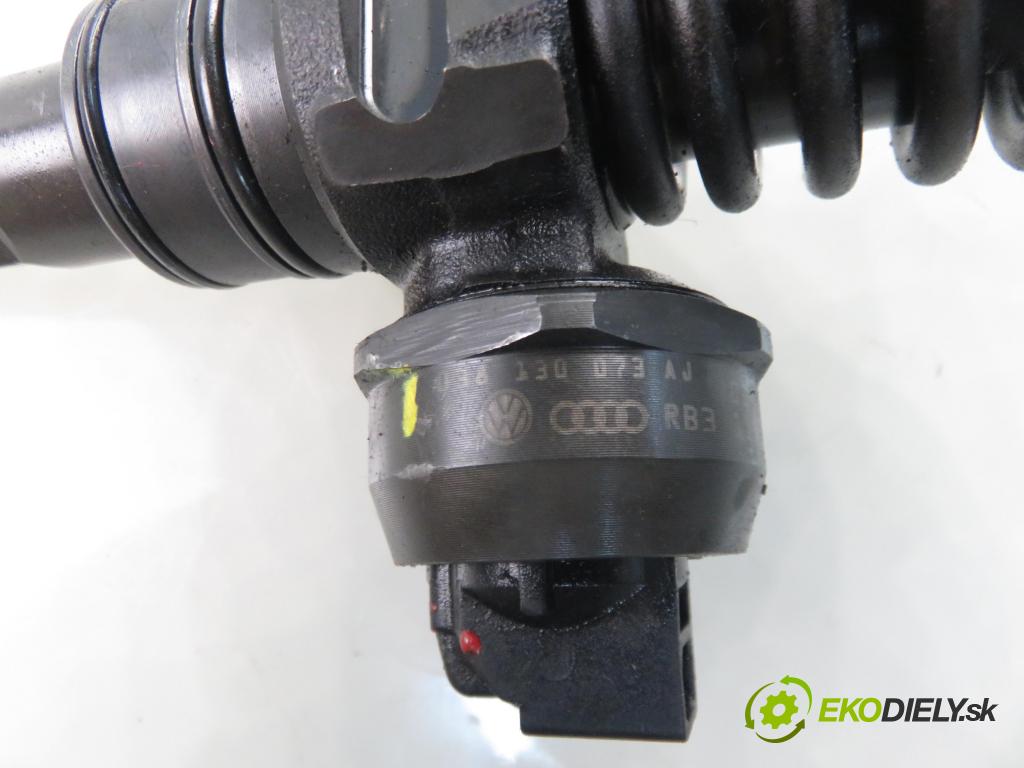 SKODA FABIA I Combi (6Y5) KOMBI 2006 74,00 1.9 TDI - ATD 1896,00 Vstrekovač 038130073AJ ; 0414720037 (Vstrekovač paliva)