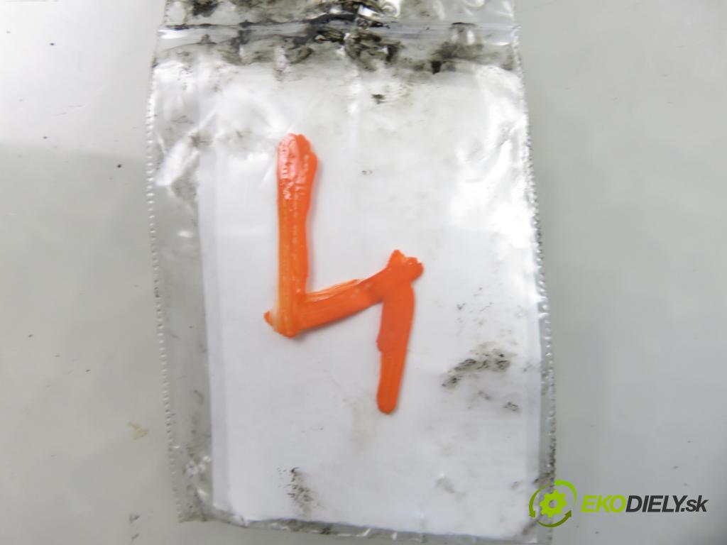 VW GOLF IV (1J1) HB 2000 85,00 1.9 TDI - AJM 1896,00 Vstrekovač 045130073T ; 0414720035 (Vstrekovač paliva)