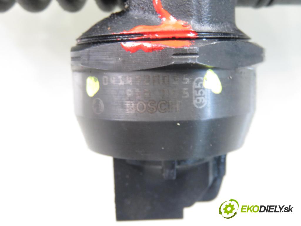 VW GOLF IV (1J1) HB 2000 85,00 1.9 TDI - AJM 1896,00 Vstrekovač 045130073T ; 0414720035 (Vstrekovač paliva)