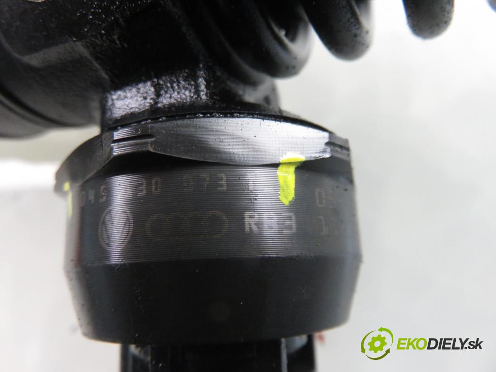 VW GOLF IV (1J1) HB 2000 85,00 1.9 TDI - AJM 1896,00 Vstrekovač 045130073T ; 0414720035 (Vstrekovač paliva)