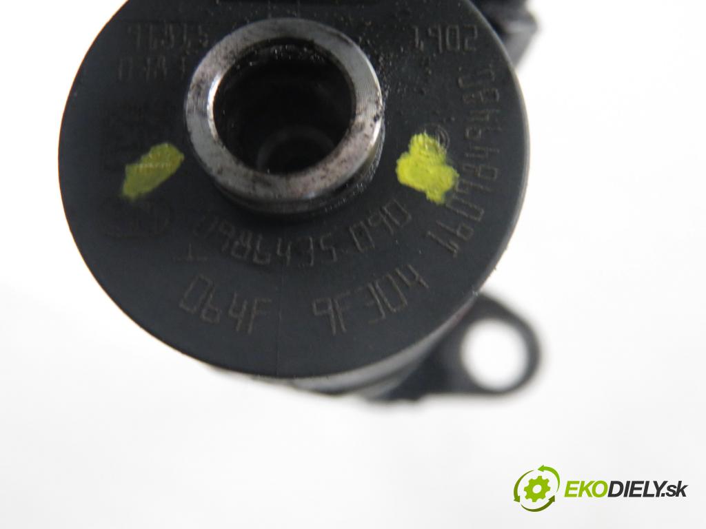 FORD FOCUS C-MAX (DM2) MINIVAN 2003 80,00 1.6 TDCi 109 - G8DA 1560,00 vstrekovač 0986435090 (Vstrekovač paliva)