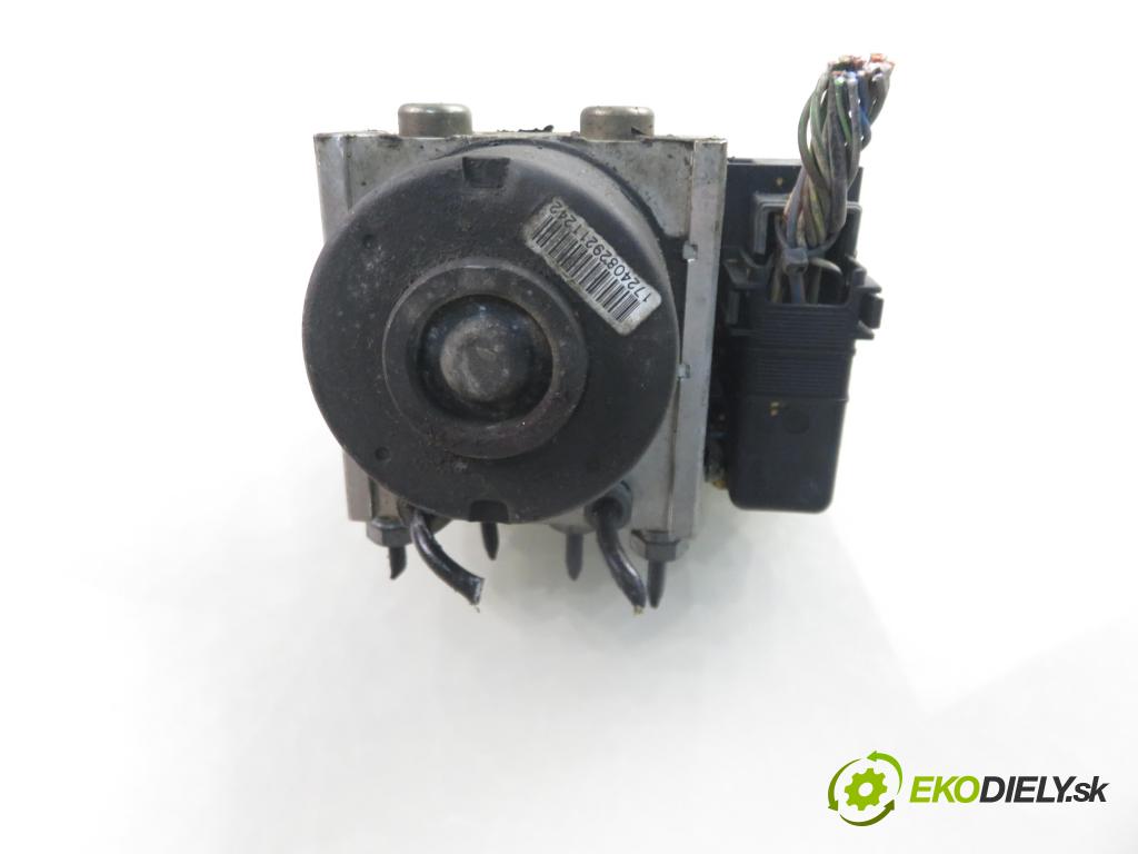 FORD FIESTA V (JH_, JD_) HB 2004 51,00 1.3 - A9JA 1299,00 Pumpa ABS 10097001153 ; 10020700334 (Pumpa ABS)