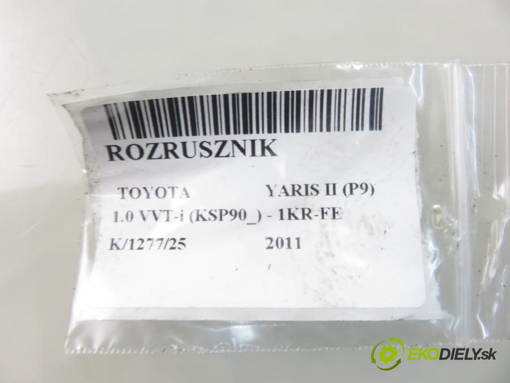 TOYOTA YARIS (_P9_) HB 2011 51,00 1.0 VVT-i (KSP90_) - 1KR-FE 998,00 Štartér 281000Q080 ; 4280008630 (Štartér)