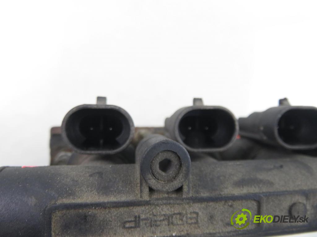 SEAT ALTEA (5P1) HB 2004 75,00 1.6 102 1595,00 Lišta vstrekovacia LPG 67R016407 ; 67R016409