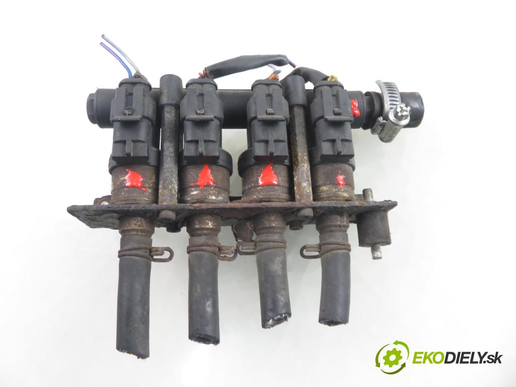 SEAT ALTEA (5P1) HB 2004 75,00 1.6 102 1595,00 Lišta vstrekovacia LPG 67R016407 ; 67R016409