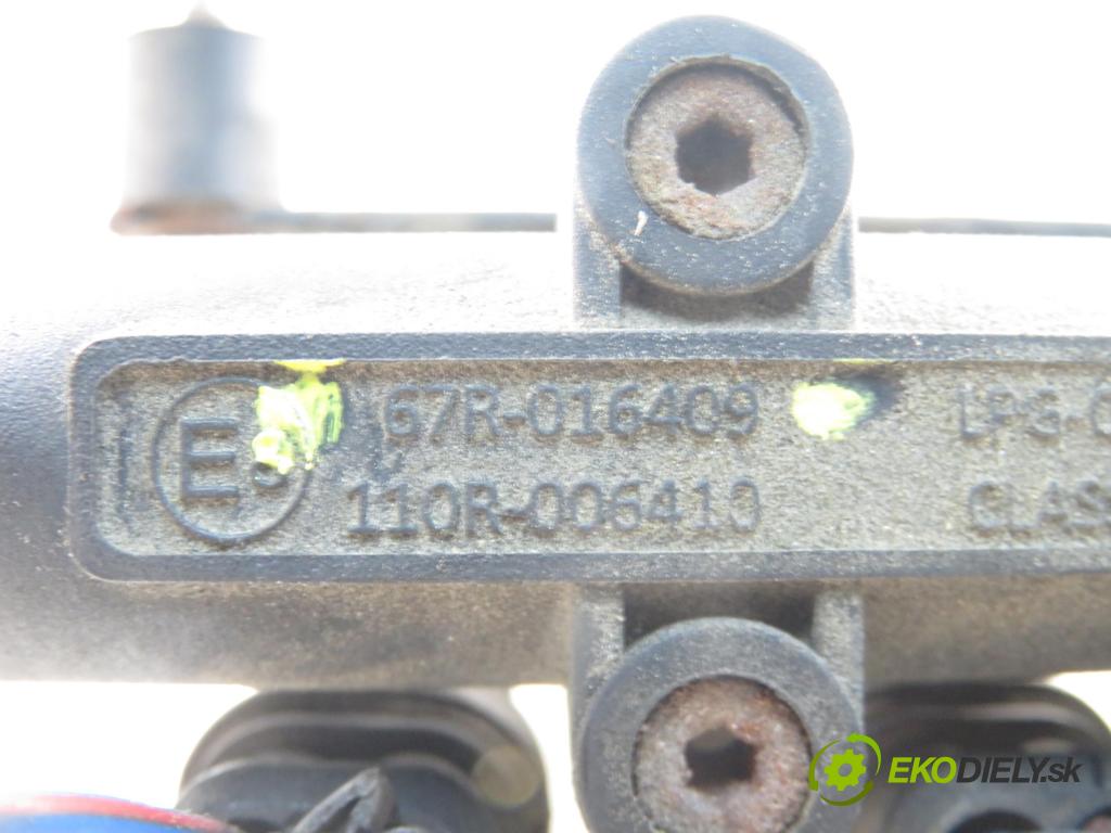 SEAT ALTEA (5P1) HB 2004 75,00 1.6 102 1595,00 Lišta vstrekovacia LPG 67R016407 ; 67R016409