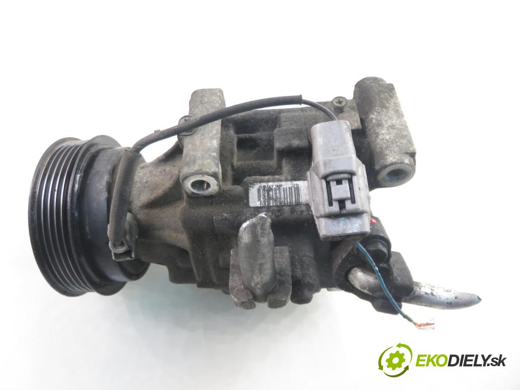 TOYOTA COROLLA (_E12_) HB 2004 66,00 2.0 D-4D 1995,00 KOMPRESOR: klimatizácie 4472206364 (Kompresor klimatizácie)