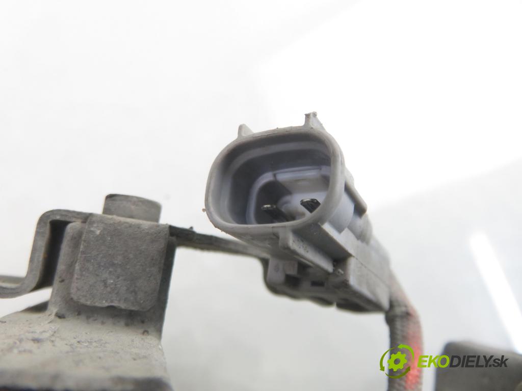 TOYOTA YARIS (_P9_) HB 2011 51,00 1.0 VVT-i (KSP90_) - 1KR-FE 998,00 KOMPRESOR: klimatizácie 4472602333 (Kompresor klimatizácie)