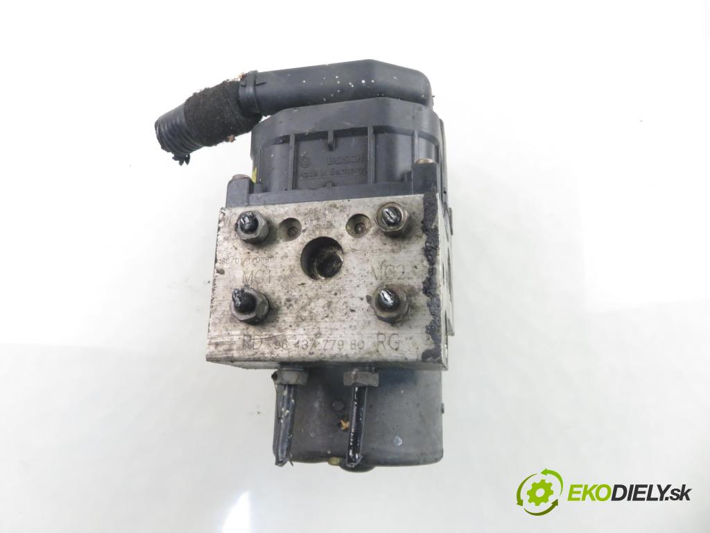 PEUGEOT 307 (3A/C) HB 2002 66,00 2.0 HDi 90 - RHY (DW10TD) 1997,00 Pumpa ABS 0273004562 ; 9643777980 (Pumpa ABS)