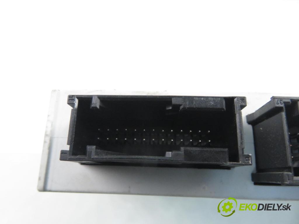 BMW 3 kabriolet (E46) CABRIO 2000 125,00 323 Ci 170 -  M52 B25 (256S4) 2494,00 MODUL komfortu 6907657