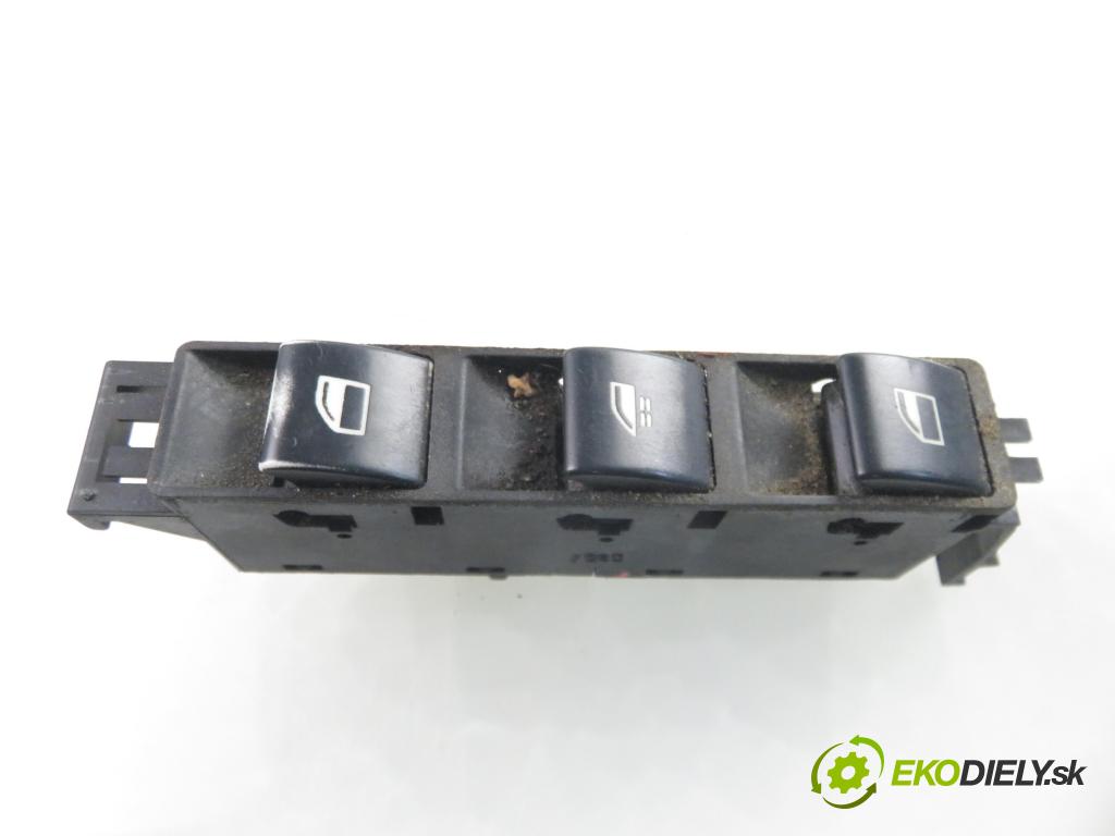 BMW 3 kabriolet (E46) CABRIO 2000 125,00 323 Ci 170 -  M52 B25 (256S4) 2494,00 Panel ovládaní oken 8381517 ; 8381512