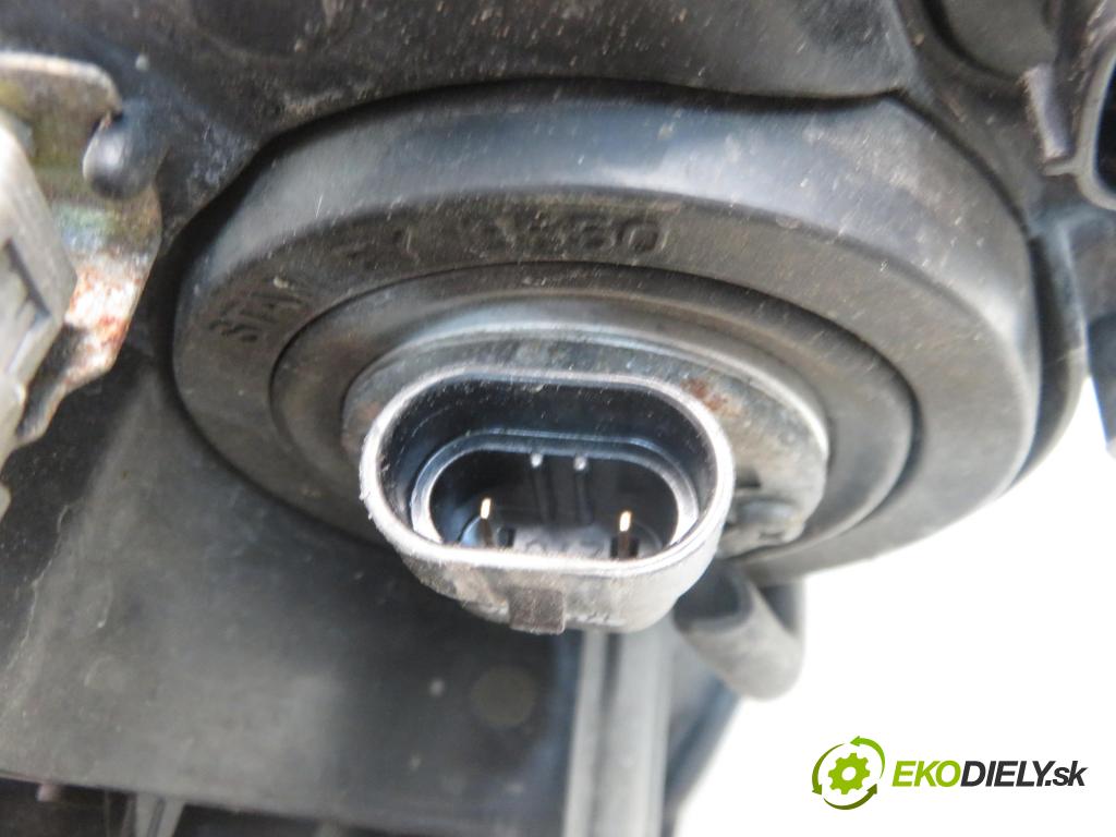 MAZDA 5 (CR19) MINIVAN 2006 85,00 1.8 1798,00 Svetlo PP C23551030