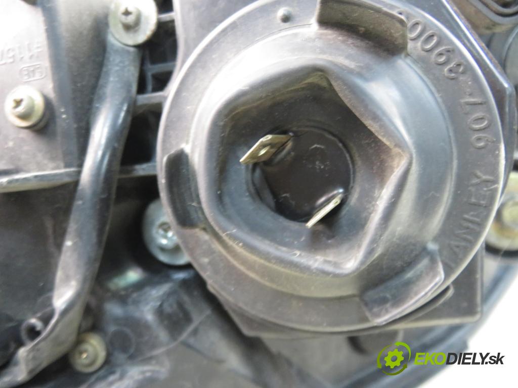 MAZDA 5 (CR19) MINIVAN 2006 85,00 1.8 1798,00 Svetlo PP C23551030