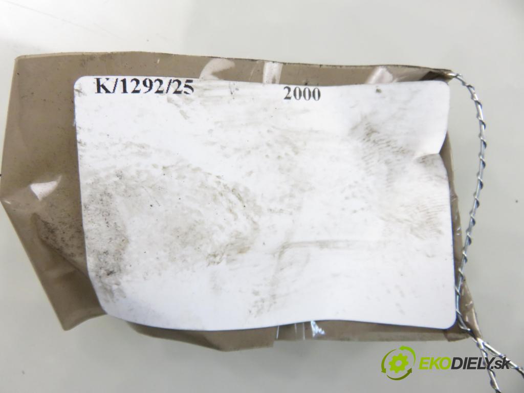 BMW 3 kabriolet (E46) CABRIO 2000 125,00 323 Ci 170 -  M52 B25 (256S4) 2494,00 ventilátor chladič PODNEBÍ / VODA 