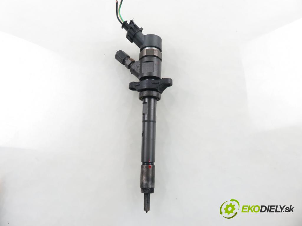 FORD FOCUS C-MAX (DM2) MINIVAN 2003 80,00 1.6 TDCi 109 - G8DA 1560,00 vstrekovač 0986435090 (Vstrekovač paliva)