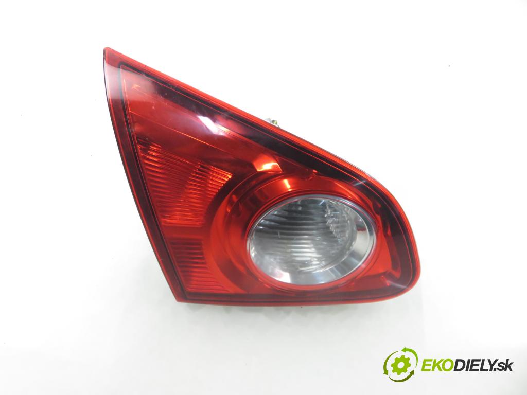 NISSAN QASHQAI / QASHQAI +2 I (J10, JJ10) CROSSOVER 2009 110,00 2.0 dCi Napęd na wszystkie koła - M9R 1995,00 světlo levé zadní kufr 26555JD800
