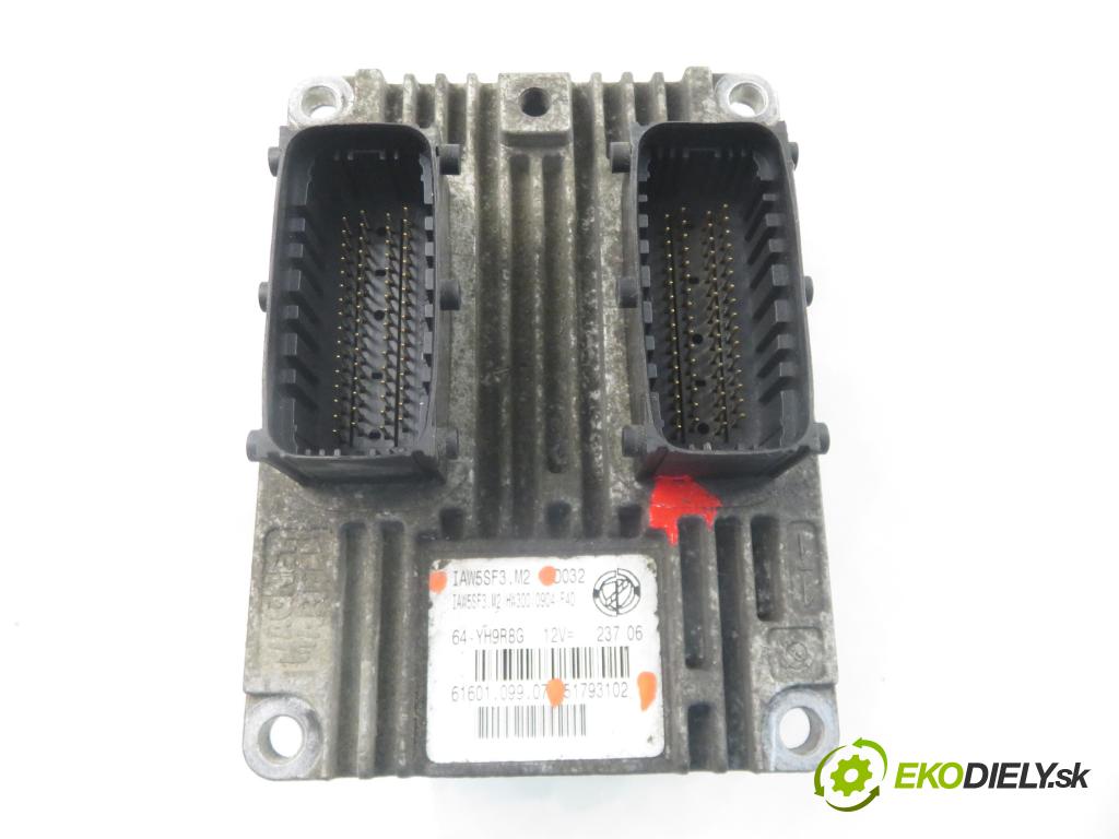 FIAT GRANDE PUNTO (199_) HB 2006 57,00 1.4 - 350 A1.000 1368,00 řídící jednotka motora 51793102 ; IAW5SF3M2