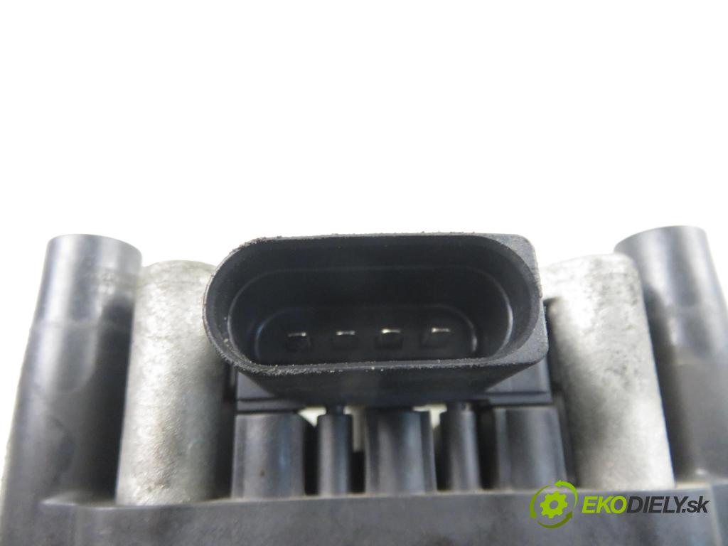 AUDI A3 (8L1) HB 2002 75,00 1.6 8V 102 - BFQ 1595,00 cívka zapalovací R0101C00100